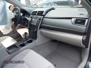 2017 Toyota Camry XLE with VIN 4T1BF1FK7HU687225, listed as a IAAI auction lot 42006107 with 4,807 mi miles. Bid and sale history available at carsss.com. Image 5.