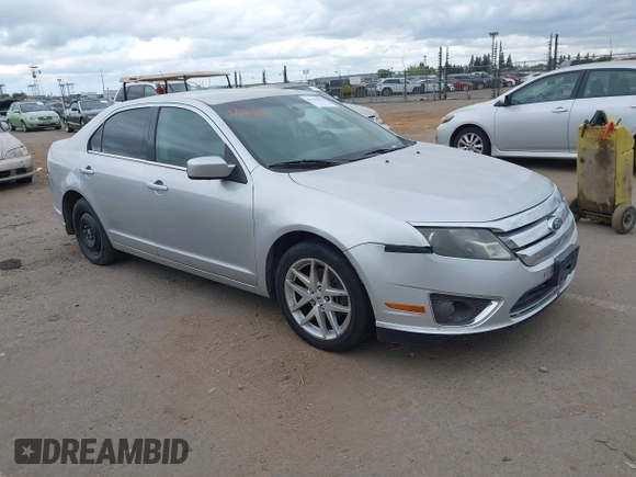 2011 Ford Fusion SEL with VIN 3FAHP0JG3BR330704, listed as a IAAI auction lot 42116994 with 215,020 mi miles. Bid and sale history available at carsss.com. Image 1.