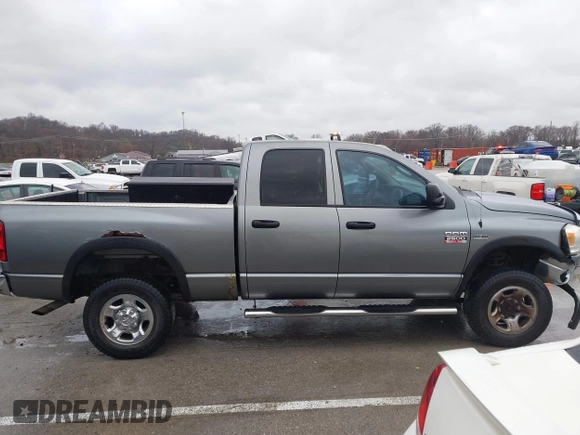 2007 Dodge Ram 2500 SLT with VIN 1D7KS28D77J589595, listed as a IAAI auction lot 41184592 with 166,490 mi miles. Bid and sale history available at carsss.com. Image 14.
