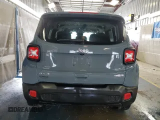 2018 Jeep Renegade Latitude z VIN ZACCJBBB2JPH28533, wystawiony jako Copart lot #52715455 z przebiegiem 76 516 mil mil oraz Czysty tytuł • Clean title. Historia ofert i sprzedaży dostępna na DreamBid. Obrazek 6.