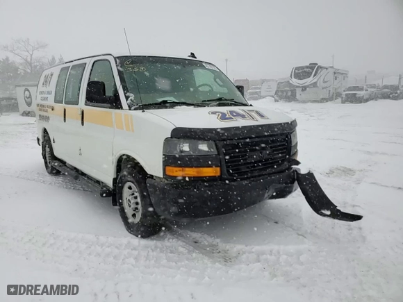 2018 GMC Savana Cargo Van with VIN 1GTW7AFG1J1331696, listed as a Copart auction lot 45749135 with NaN miles and Salvage Title. Bid and sale history available at carsss.com. Image 12.
