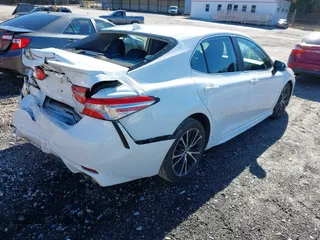 2020 Toyota Camry SE z VIN 4T1M11AK4LU383146, wystawiony jako IAAI lot #41576613 z przebiegiem 85 492 mil mil oraz . Historia ofert i sprzedaży dostępna na DreamBid. Obrazek 4.