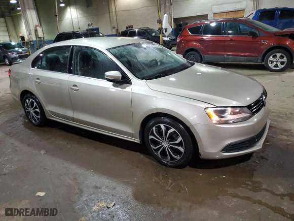 2013 Volkswagen Jetta Sedan SE with VIN 3VWDX7AJ7DM235072, listed as a Copart auction lot 87107304 with 142,286 mi miles and Clean Title. Bid and sale history available at carsss.com. Image 4.