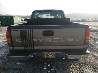 1999 Chevrolet Silverado 1500 LS with VIN 2GCEC19WXX1241346, listed as a Copart auction lot 85291044 with 0 mi miles and Salvage Title. Bid and sale history available at carsss.com. Image 6.