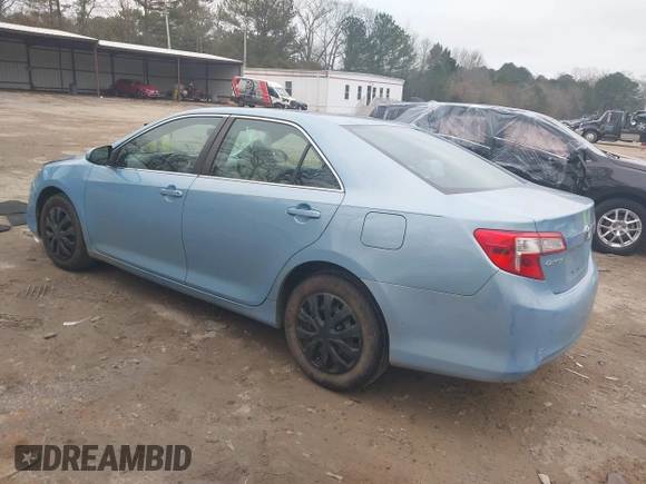 2012 Toyota Camry L with VIN 4T1BF1FK7CU598263, listed as a IAAI auction lot 41475685 with 192,406 mi miles. Bid and sale history available at carsss.com. Image 3.