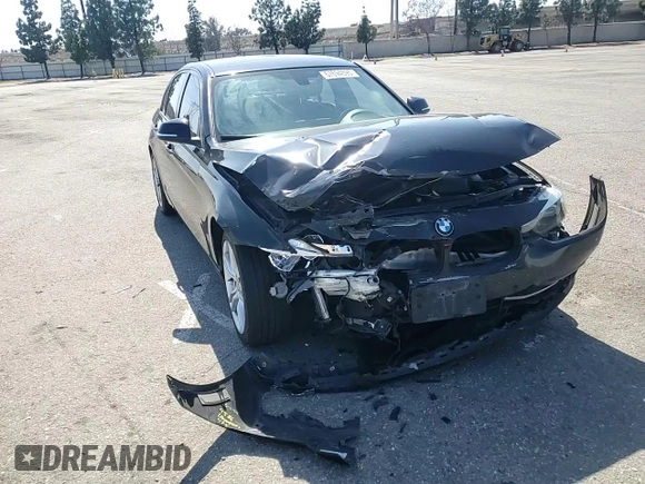 2018 BMW 3 Series 328i z VIN WBA8E9C53GK644586, wystawiony jako Copart lot #57694595 z przebiegiem 127 214 mil mil oraz Szkoda całkowita • Salvage title. Historia ofert i sprzedaży dostępna na DreamBid. Obrazek 14.