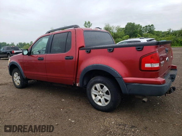 2007 Ford Explorer Sport Trac XLT z VIN 1FMEU51KX7UA39006, wystawiony jako Copart lot #63332175 z przebiegiem 168 646 mil mil oraz Czysty tytuł • Clean title. Historia ofert i sprzedaży dostępna na DreamBid. Obrazek 2.