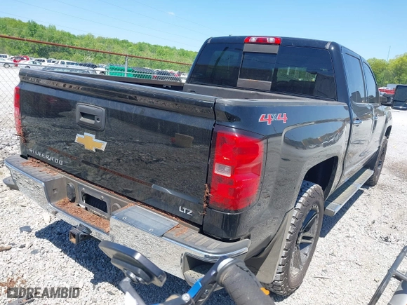 2015 Chevrolet Silverado 1500 LTZ with VIN 3GCUKSEC1FG343060, listed as a IAAI auction lot 42043989 with 157,645 mi miles. Bid and sale history available at carsss.com. Image 4.
