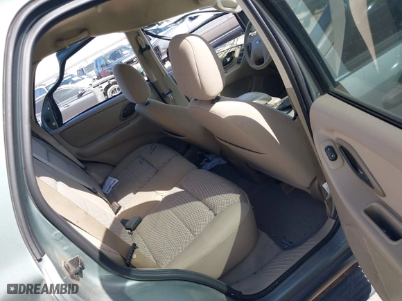 2005 Ford Escape XLT with VIN 1FMYU03175KA84787, listed as a IAAI auction lot 41814099 with 168,342 mi miles. Bid and sale history available at carsss.com. Image 8.