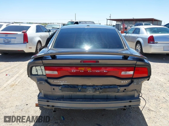 2014 Dodge Charger SXT z VIN 2C3CDXHG3EH339404, wystawiony jako IAAI lot #42072957 z przebiegiem 125 183 mil mil oraz . Historia ofert i sprzedaży dostępna na DreamBid. Obrazek 17.