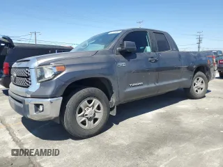 2018 Toyota Tundra SR with VIN 5TFRY5F17JX235551, listed as a Copart auction lot 62708565 with 159,698 mi miles and Salvage title. Bid and sale history available at DreamBid. Image 1.