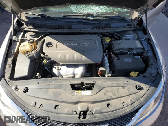 2015 Chrysler 200 Limited z VIN 1C3CCCAB4FN680586, wystawiony jako Copart lot #55215785 z przebiegiem 126 282 mil mil oraz Szkoda całkowita • Salvage title. Historia ofert i sprzedaży dostępna na DreamBid. Obrazek 11.