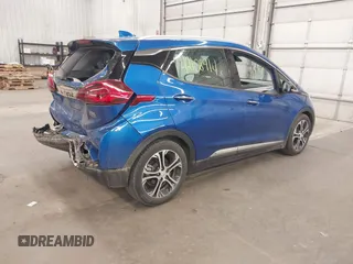 2021 Chevrolet Bolt EV Premier z VIN 1G1FZ6S04M4112890, wystawiony jako IAAI lot #42108914 z przebiegiem 68 452 mil mil oraz . Historia ofert i sprzedaży dostępna na DreamBid. Obrazek 4.