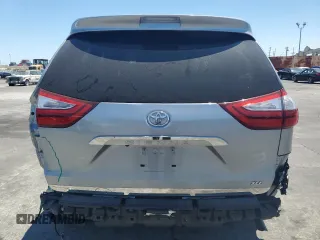 2017 Toyota Sienna XLE Auto Access Seat with VIN 5TDYZ3DC7HS851736, listed as a Copart auction lot 62350585 with 71,833 mi miles and Salvage title. Bid and sale history available at DreamBid. Image 6.