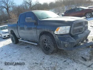 2015 Ram 1500 Express z VIN 1C6RR7FTXFS648344, wystawiony jako IAAI lot #41417335 z przebiegiem 99 721 mil mil oraz . Historia ofert i sprzedaży dostępna na DreamBid. Obrazek 1.