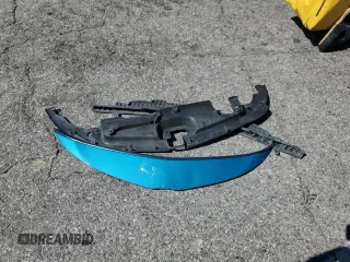 2017 Toyota Prius Plus z VIN JTDKARFP8H3010638, wystawiony jako Copart lot #61022955 z przebiegiem 131 418 mil mil oraz Szkoda całkowita • Salvage title. Historia ofert i sprzedaży dostępna na DreamBid. Obrazek 12.