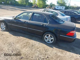 2000 Acura RL z VIN JH4KA9655YC003434, wystawiony jako IAAI lot #42301224 z przebiegiem Nie podano mil oraz . Historia ofert i sprzedaży dostępna na DreamBid. Obrazek 3.