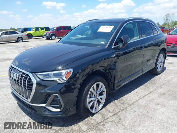 2024 Audi Q3 S line Premium z VIN WA1DECF39R1055263, wystawiony jako IAAI lot #42270200 z przebiegiem 29 691 mil mil oraz . Historia ofert i sprzedaży dostępna na DreamBid. Obrazek 17.