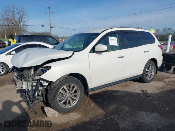 2014 Nissan Pathfinder SV with VIN 5N1AR2MN2EC735446, listed as a IAAI auction lot 41893013 with 149,799 mi miles. Bid and sale history available at carsss.com. Image 2.