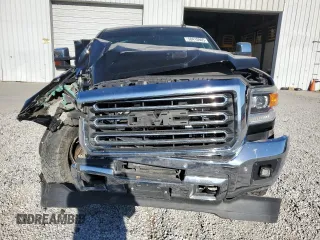 2016 GMC Sierra 2500HD SLT z VIN 1GT12TE89GF212725, wystawiony jako Copart lot #50410905 z przebiegiem 124 706 mil mil oraz Szkoda całkowita • Salvage title. Historia ofert i sprzedaży dostępna na DreamBid. Obrazek 5.