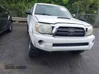 2008 Toyota Tacoma z VIN 5TELU42N18Z552359, wystawiony jako IAAI lot #42269959 z przebiegiem 163 012 mil mil oraz . Historia ofert i sprzedaży dostępna na DreamBid. Obrazek 6.