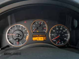 2009 Nissan Armada LE z VIN 5N1BA08C99N601407, wystawiony jako Copart lot #53129625 z przebiegiem 270 739 mil mil oraz Czysty tytuł • Clean title. Historia ofert i sprzedaży dostępna na DreamBid. Obrazek 9.