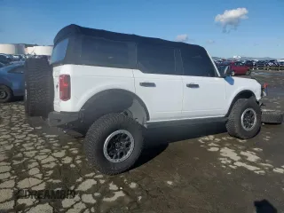 2023 Ford Bronco with VIN 1FMDE5DH8PLA85996, listed as a Copart auction lot 44072945 with 41,789 mi miles and Salvage Title. Bid and sale history available at DreamBid. Image 3.