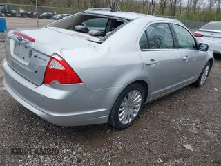 2010 Ford Fusion Hybrid with VIN 3FADP0L30AR121282, listed as a IAAI auction lot 41943397 with 109,559 mi miles. Bid and sale history available at carsss.com. Image 4.