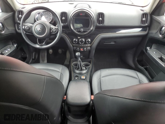 2019 MINI Countryman Cooper with VIN WMZYV5C56K3E82468, listed as a Copart auction lot 55530385 with 71,186 mi miles and Salvage title. Bid and sale history available at DreamBid. Image 8.