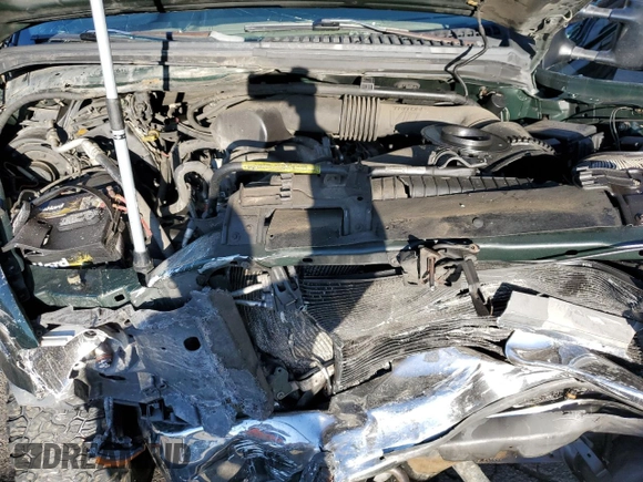 2001 Ford F-250 XL with VIN 1FTNX21SX1EA80232, listed as a Copart auction lot 56067955 with 188,119 mi miles and Salvage title. Bid and sale history available at DreamBid. Image 11.