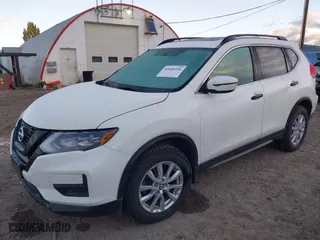 2017 Nissan Rogue SL with VIN 5N1AT2MV5HC758855, listed as a IAAI auction lot 40600596 with 101,071 mi miles. Bid and sale history available at carsss.com. Image 18.