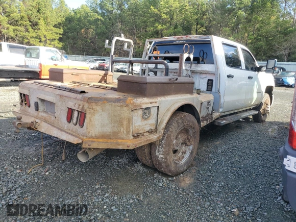 2019 Chevrolet Silverado 3500HD Work Truck with VIN 1GC4KVCY9KF196644, listed as a Copart auction lot 84682364 with 0 mi miles and Non Repairable. Bid and sale history available at carsss.com. Image 3.