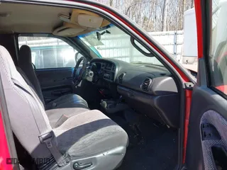 2001 Dodge Ram 1500 with VIN 1B7HC13Z41J541526, listed as a IAAI auction lot 41783265 with 178,651 mi miles. Bid and sale history available at carsss.com. Image 5.