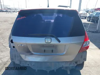 2008 Honda Fit Sport with VIN JHMGD38658S039923, listed as a IAAI auction lot 42086239 with 230,715 mi miles. Bid and sale history available at carsss.com. Image 6.