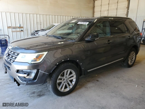 2017 Ford Explorer XLT with VIN 1FM5K7D80HGE11146, listed as a Copart auction lot 51979345 with 143,201 mi miles and Clean Title. Bid and sale history available at carsss.com. Image 1.