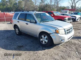 2010 Ford Escape XLT с VIN 1FMCU0D77AKC43282, выставлен на аукционе IAAI как лот 41838848 с пробегом 173 627 миль миль и . История ставок и продаж доступна на DreamBid. Изображение 1.