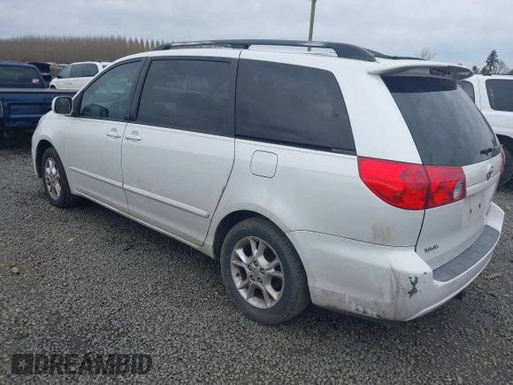 2006 Toyota Sienna XLE with VIN 5TDZA22C76S419699, listed as a IAAI auction lot 41834955 with 180,621 mi miles. Bid and sale history available at carsss.com. Image 3.