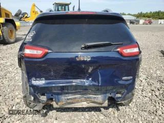2016 Jeep Cherokee 75th Anniversary with VIN 1C4PJMCB2GW339639, listed as a Copart auction lot 71987394 with 176,392 mi miles and Salvage Title. Bid and sale history available at carsss.com. Image 6.