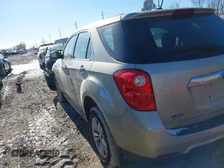 2015 Chevrolet Equinox LS z VIN 2GNALAEK7F1123357, wystawiony jako IAAI lot #41080356 z przebiegiem 76 892 mil mil oraz . Historia ofert i sprzedaży dostępna na DreamBid. Obrazek 3.