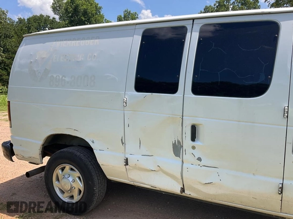 2014 Ford Econoline Cargo Commercial with VIN 1FTSE3EL5EDA40007, listed as a Copart auction lot 64664305 with 213,836 mi miles and Clean title. Bid and sale history available at DreamBid. Image 12.