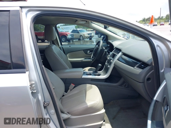 2013 Ford Edge SE with VIN 2FMDK3GC0DBE33153, listed as a IAAI auction lot 42366900 with 130,894 mi miles and . Bid and sale history available at DreamBid. Image 5.
