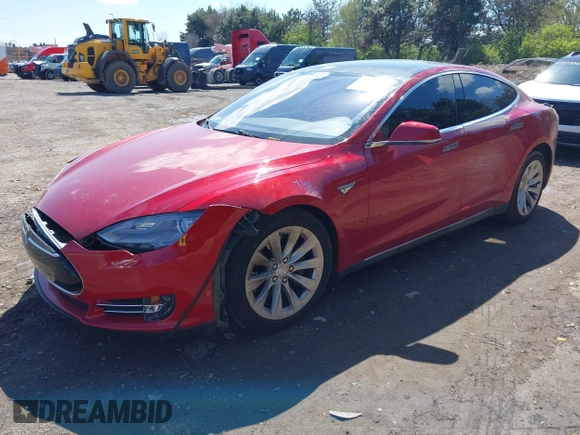 2014 Tesla Model S 60 with VIN 5YJSA1H11EFP37791, listed as a IAAI auction lot 41995504 with 84,371 mi miles and . Bid and sale history available at DreamBid. Image 19.