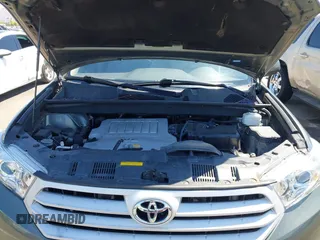 2012 Toyota Highlander with VIN 5TDBK3EHXCS130906, listed as a IAAI auction lot 42228273 with 89,749 mi miles and . Bid and sale history available at DreamBid. Image 10.