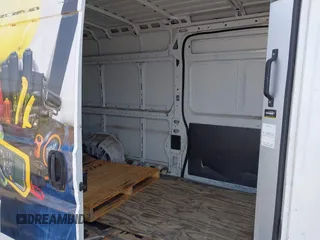 2019 Ram ProMaster Cargo with VIN 3C6URVJG5KE508028, listed as a IAAI auction lot 42090727 with 189,106 mi miles and . Bid and sale history available at carsss.com. Image 8.