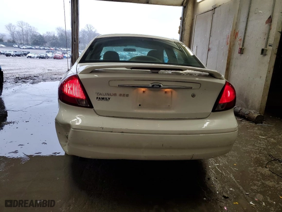 2001 Ford Taurus SES with VIN 1FAFP55U11A102875, listed as a Copart auction lot 45580295 with 214,993 mi miles and Salvage Title. Bid and sale history available at carsss.com. Image 6.