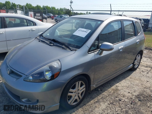 2008 Honda Fit Sport with VIN JHMGD386X8S058659, listed as a IAAI auction lot 42168584 with 210,589 mi miles. Bid and sale history available at carsss.com. Image 14.