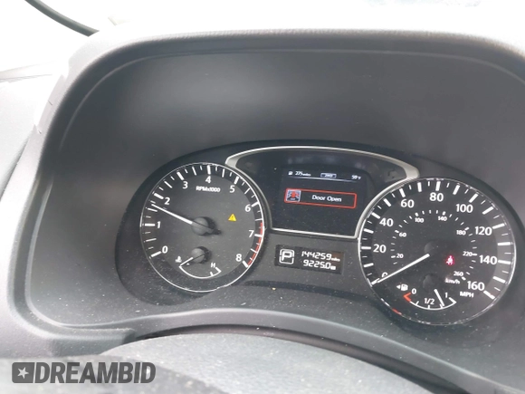 2014 Nissan Pathfinder S with VIN 5N1AR2MM6EC671936, listed as a IAAI auction lot 41680439 with 144,259 mi miles and . Bid and sale history available at DreamBid. Image 7.