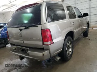 2002 Cadillac Escalade with VIN 1GYEK63N52R185858, listed as a Copart auction lot 54021155 with 333,092 mi miles and Salvage title. Bid and sale history available at DreamBid. Image 3.
