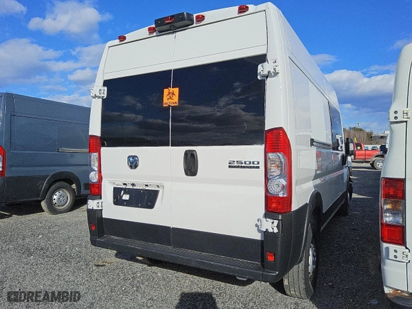 2023 Ram ProMaster Cargo Van with VIN 3C6LRVDG7PE554071, listed as a Copart auction lot 48249165 with 92,425 mi miles and Clean Title. Bid and sale history available at carsss.com. Image 3.