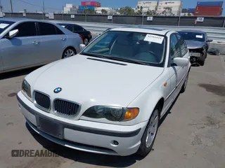 2005 BMW 3 Series 325i with VIN WBAET37475NH06710, listed as a IAAI auction lot 42581829 with 189,453 mi miles and . Bid and sale history available at DreamBid. Image 6.